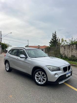 BMW X1 2.0 16V GASOLINA SDRIVE18I 4P AUTOMÁTICO BMW X1 2.0 16V GASOLINA SDRIVE18I 4P AUTOMÁTICO